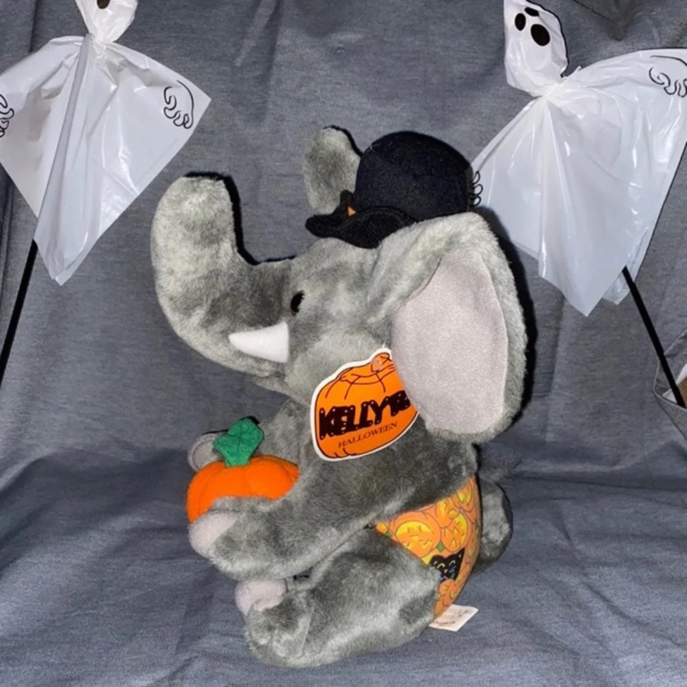 Halloween Kellytoy Elephant